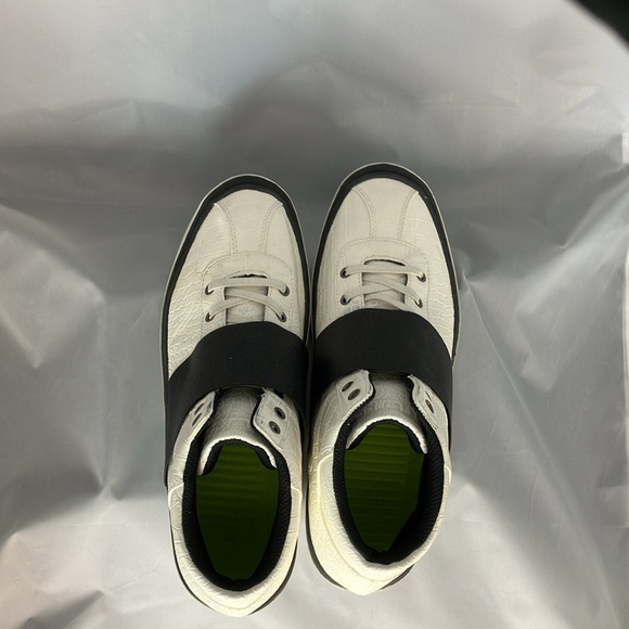 Guess white mens size 10 shoes crocodile print - Picture 6 of 8